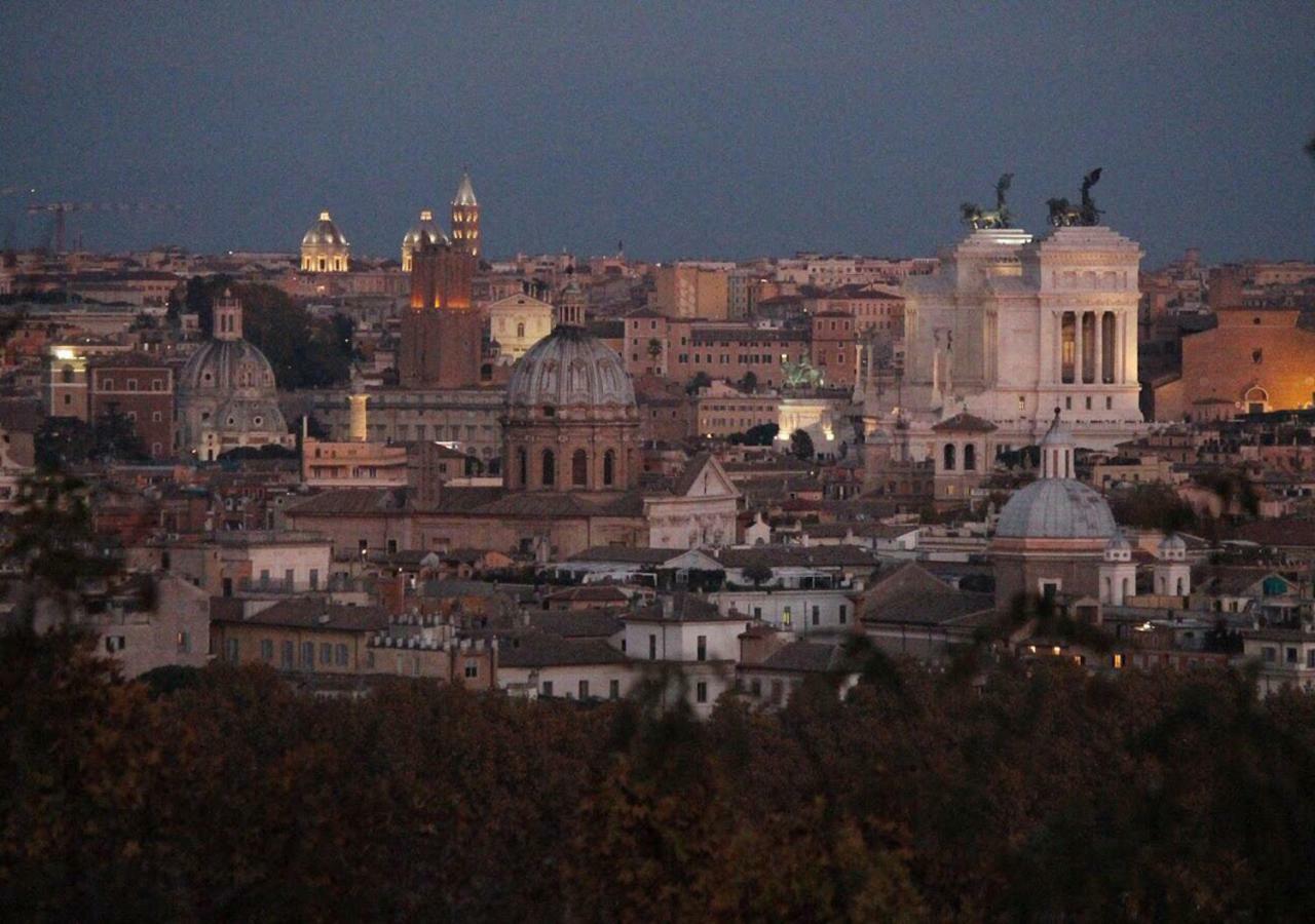 Vatican In The Moonlight Apartment Rom Exteriör bild